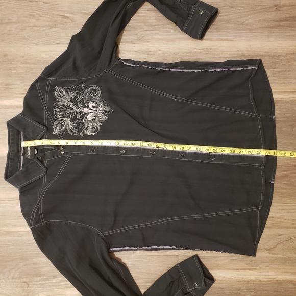 AT COLLINS Audeamus long sleeve Button Down - Picture 7 of 8